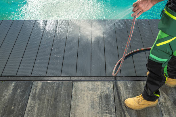 Best Deck Cleaning Services  in , WI