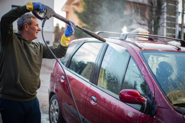 Best Garage Pressure Washing  in , WI